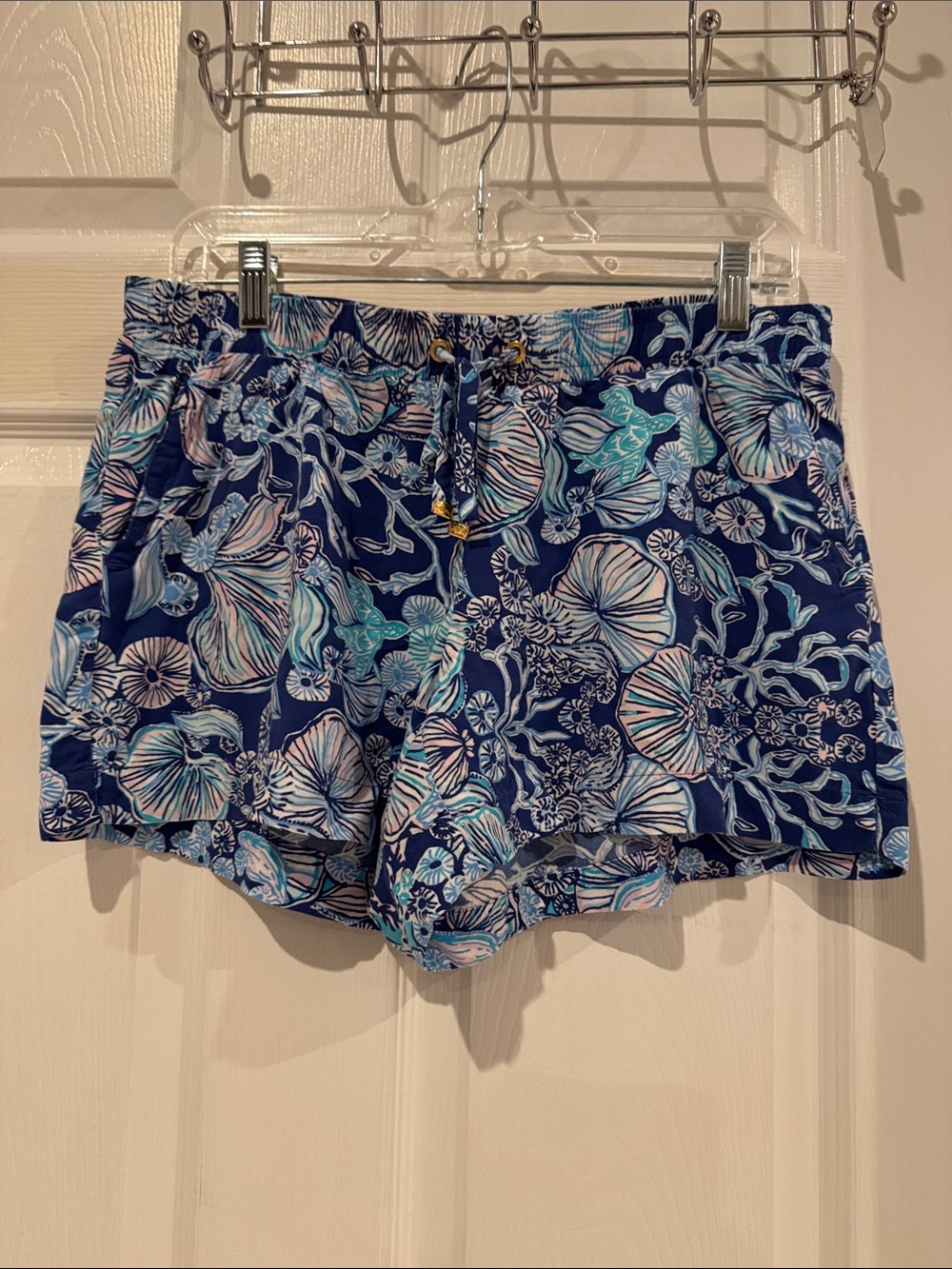 Lilly Pulitzer Katia Shorts Lapis Lazuli blue beach shells